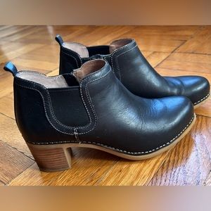 Dansko Harlene Bootie